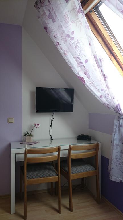 Pension Zur Sonne Wittenweier Schwanau Zimmer foto