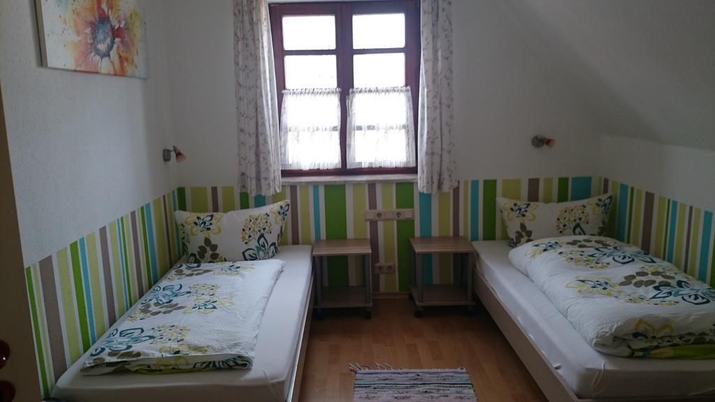 Pension Zur Sonne Wittenweier Schwanau Zimmer foto